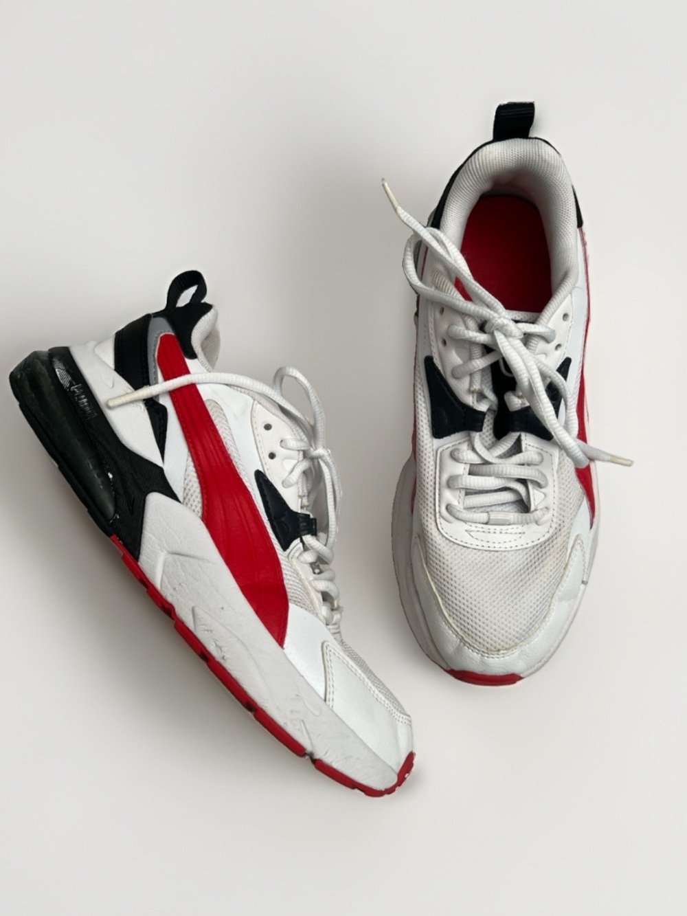 PUMA Vis2k Mens Lace-Up Mesh Sneakers Sz 6 White Red Black Athletic Shoes Sporty